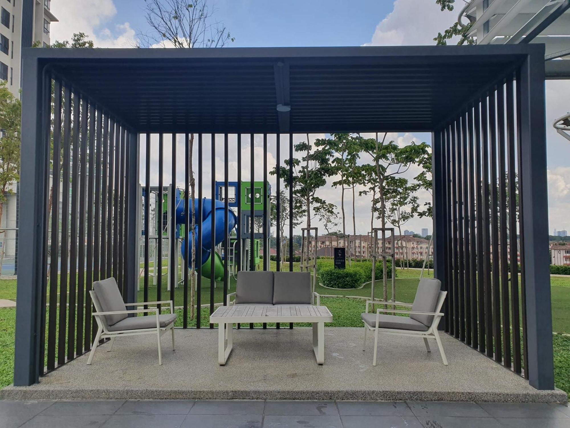 Highpark Suites At Petaling Jaya, Kelana Jaya By Plush Dış mekan fotoğraf